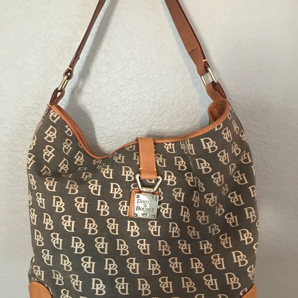 Dooney & Bourke